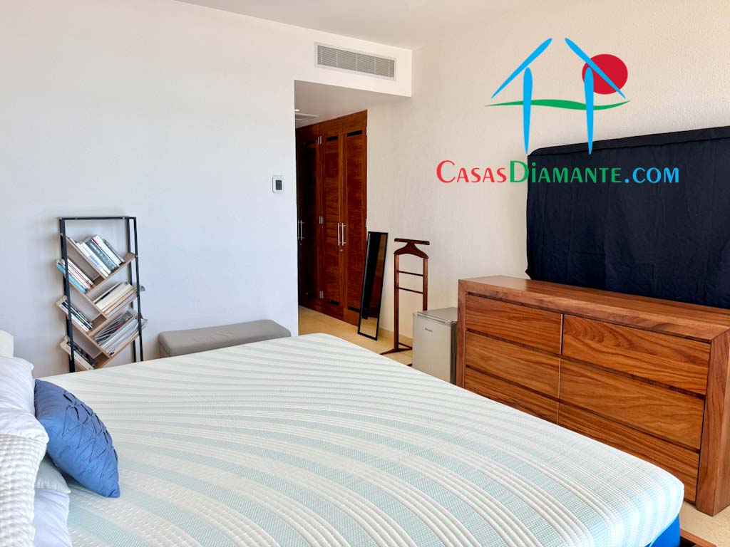 Playamar Tres Cantos T5 1001 - Recámara principal 5